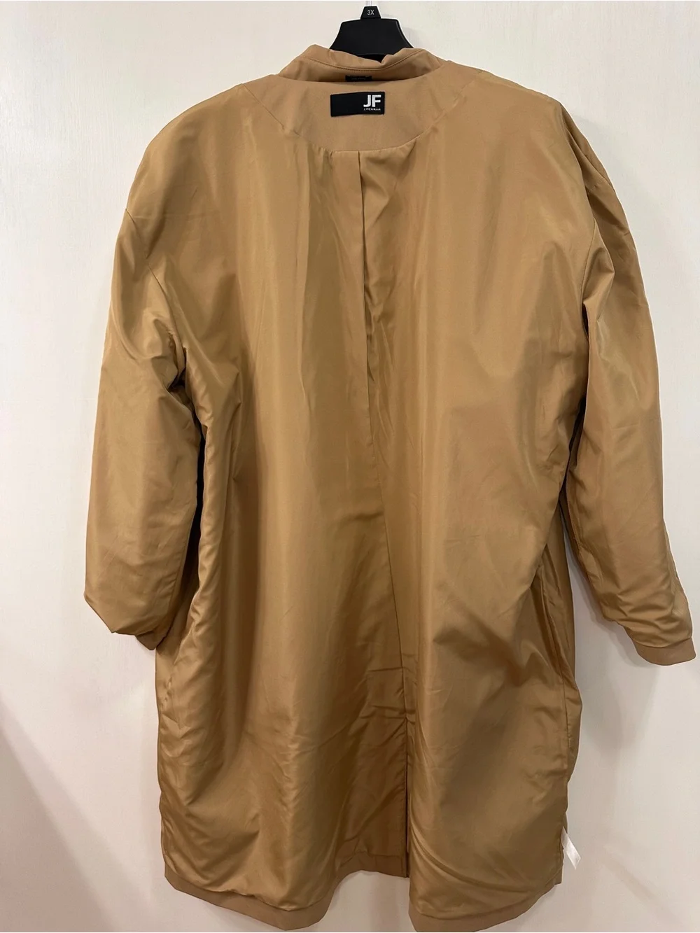 NWT J.Ferrar Men’s XXL Trench Coat Tan Double Breasted Epaulet Shoulders Classic